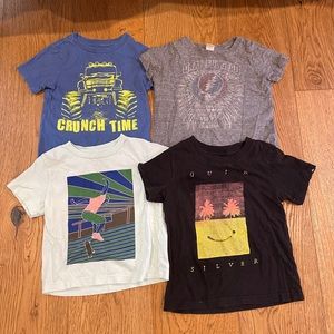 Lot of 4 2T T-shirts